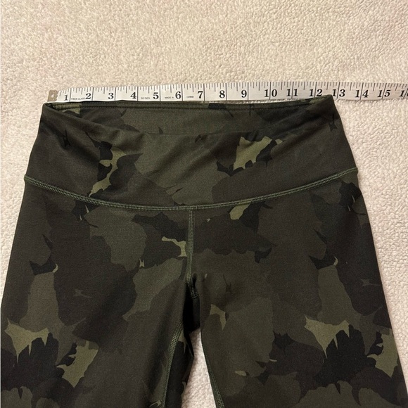 Lululemon Wunder Under Leggings Pant Luon Palm Party Fatigue Green Camo - Picture 11 of 14
